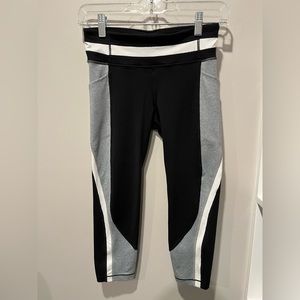 Athleta Girl Capri leggings